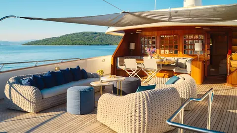 TO JE TO Yacht Charter, photograph 8
