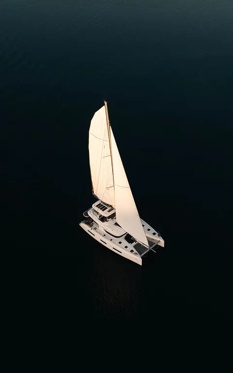 Valinor Yacht Charter, photograph 4