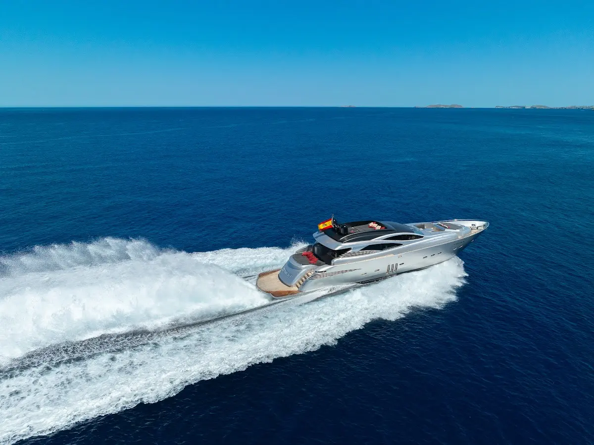 Xaman Yacht Charter