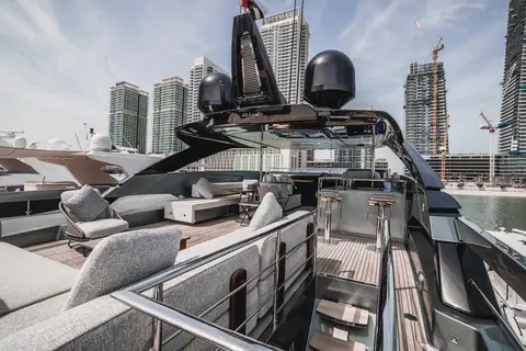Xemati Yacht Charter in Dubai, photograph 9