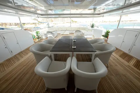 Yachtiano Yacht Charter, photograph 7