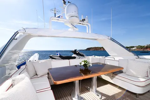 Zen Yacht Charter, photograph 6